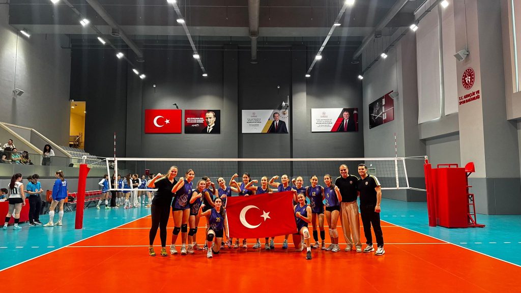 Sahada Bayram Havası